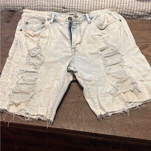 American Eagle Outfitters men’s Distressed White Jean Shorts